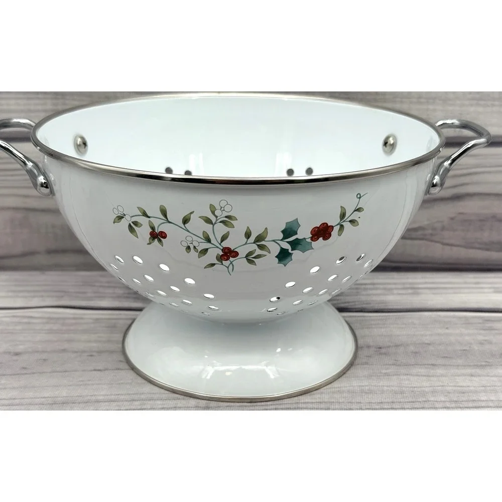 PFALTZGRAFF WINTERBERRY METAL COLANDER - HOLIDAY HOLLY / BERRY